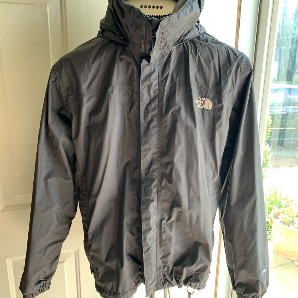 MENS NORTH FACE RAIN COAT W/ HOOD